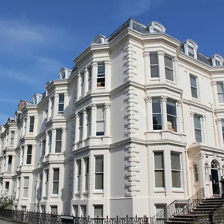 アパート 6 Easby Hall スカーバラ